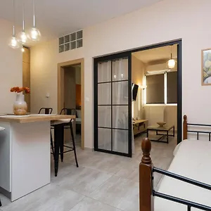 Daire 3c's Thess :central, Cosy & Convenient 