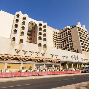 grand.hotelsinjeddah.net/