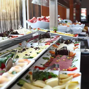 Otel Crowne Plaza - West *****